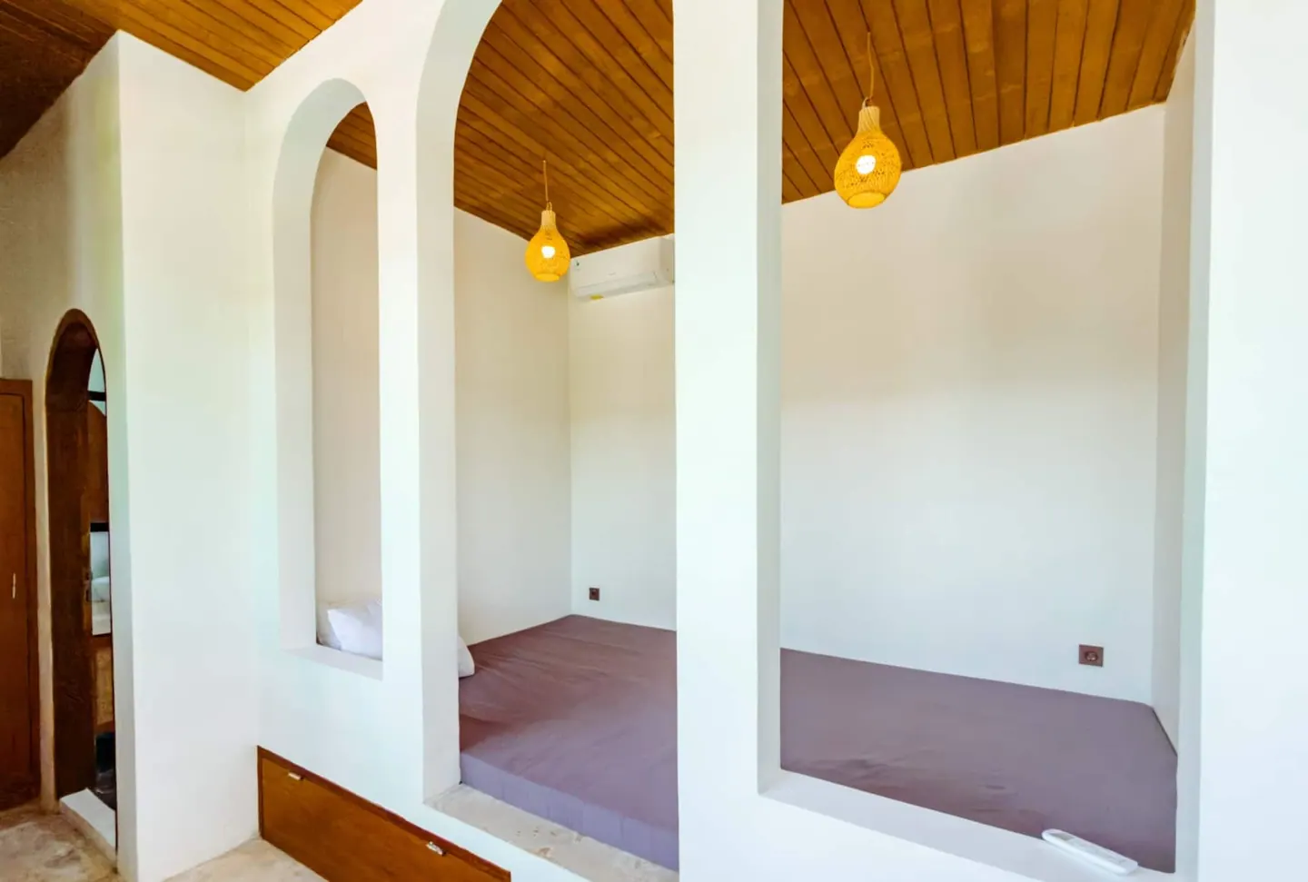 Bedroom 3 super-king suite with en-suite bathroom
